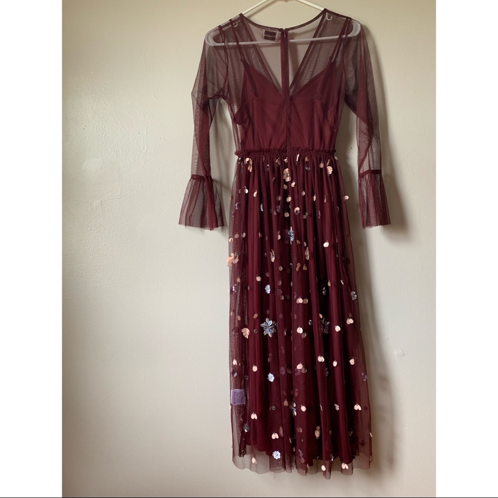 Lace and beads dress